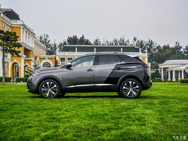 東風(fēng)標(biāo)致 標(biāo)致4008 2017款 1.8THP 豪華GT版 東風(fēng)標(biāo)致 標(biāo)致4008 2017款 1.8THP 豪華GT版