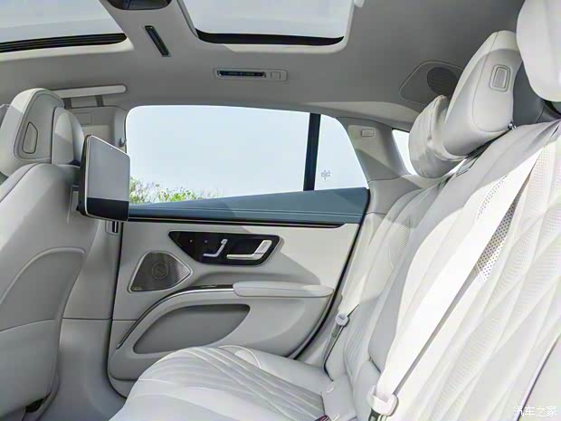 梅赛德斯-EQ 奔驰EQS 2021款 580 4MATIC AMG Line 梅赛德斯-EQ 奔驰EQS 2021款 580 4MATIC AMG Line