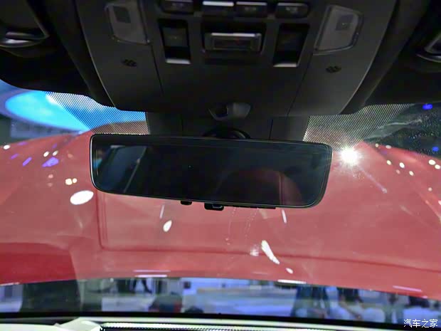 一汽豐田 皇冠陸放 2021款 2.5L HEV四驅(qū)旗艦版