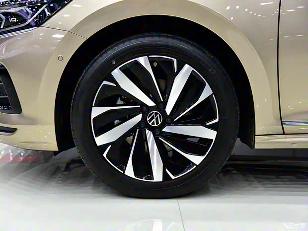 上汽大众 帕萨特 2022款 基本型