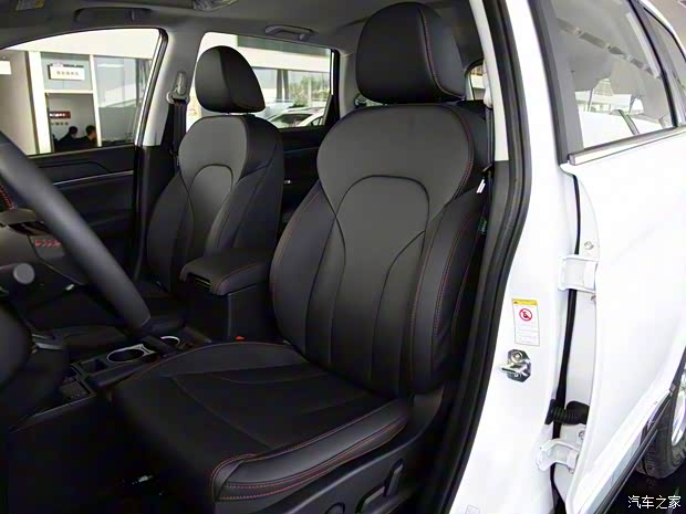 长城汽车 哈弗H6 2017款 蓝标 运动版 1.5T 手动两驱精英型