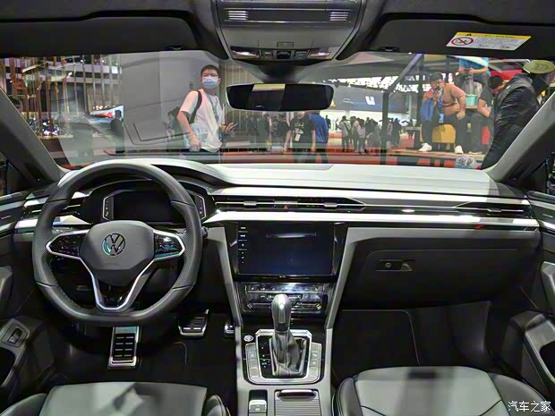 大众(进口) Arteon 2022款 2.0T Shooting Brake R-Line 大众(进口) Arteon 2022款 2.0T Shooting Brake R-Line