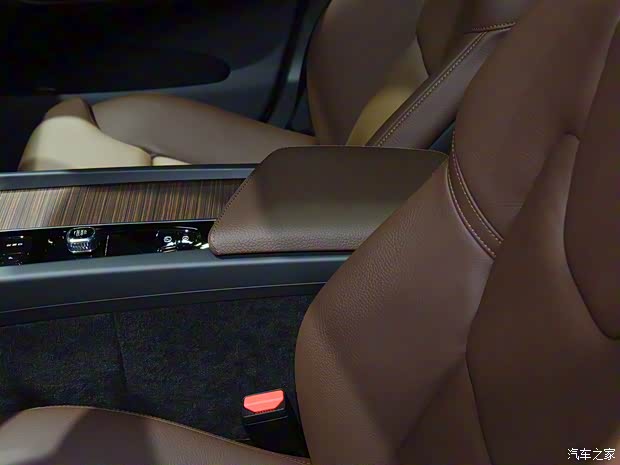 沃爾沃亞太 沃爾沃XC60 2022款 基本型低配