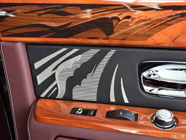 劳斯莱斯 幻影 2016款 6.7 巅峰之旅典藏版