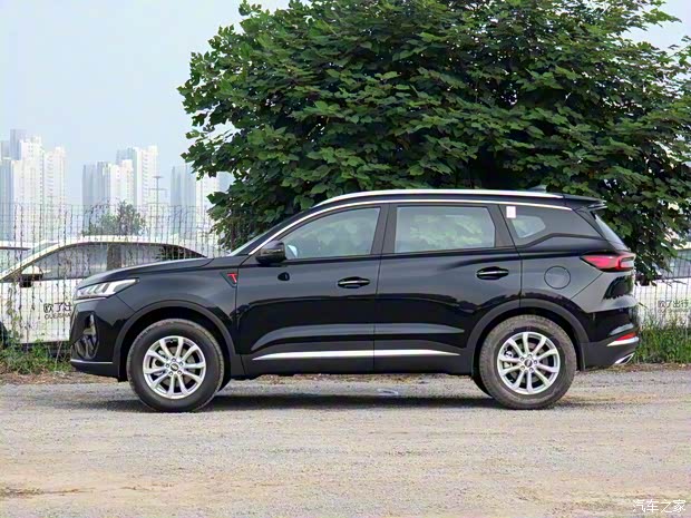 奇瑞汽车 瑞虎7 PLUS 2021款 1.5T 自动中配版