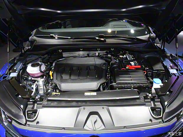 大众(进口) Arteon 2022款 2.0T Shooting Brake R-Line 大众(进口) Arteon 2022款 2.0T Shooting Brake R-Line