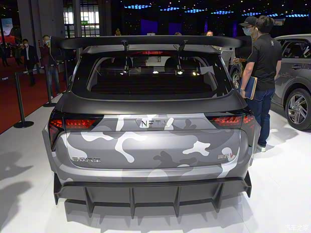 合众汽车 哪吒V 2021款 改装版 合众汽车 哪吒V 2021款 改装版