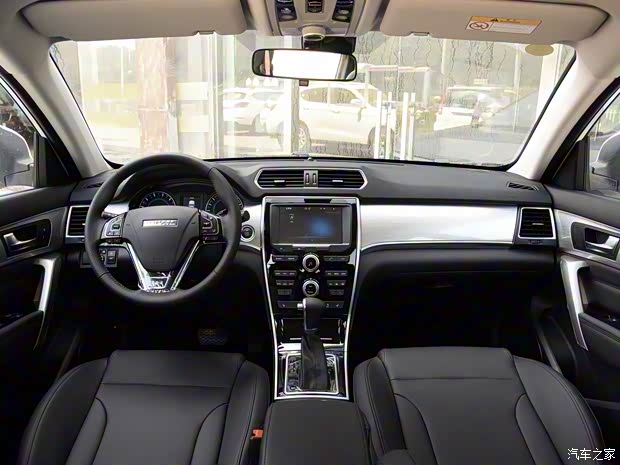 长城汽车 哈弗H2 2017款 红标 1.5T 自动两驱豪华型