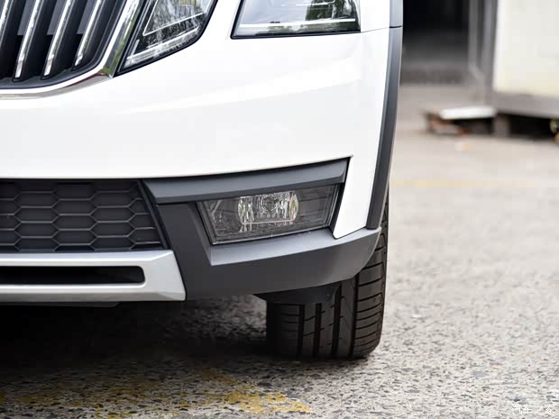 上汽斯柯达 明锐 2018款 旅行版 TSI280 DSG基本型