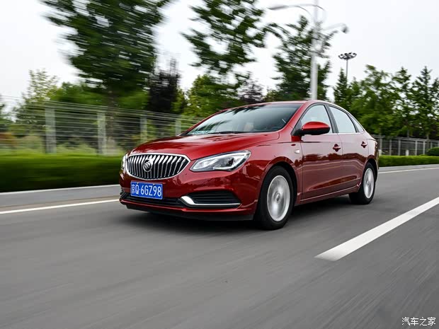 上汽通用别克 英朗 2015款 18T 双离合运动旗舰型 上汽通用别克 英朗 2015款 18T 双离合运动旗舰型