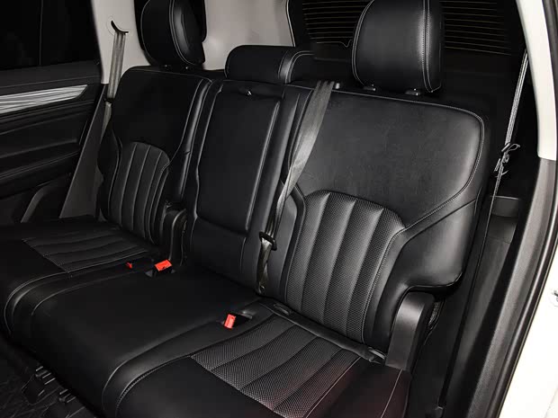 江鈴福特 領(lǐng)裕 2021款 5座基本型