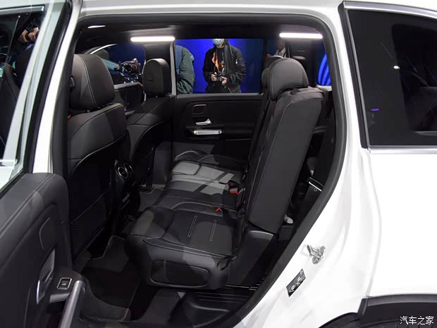 北京奔驰 奔驰EQB 2021款 EQB 350 4MATIC 北京奔驰 奔驰EQB 2021款 EQB 350 4MATIC