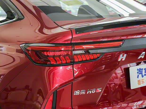 长城汽车 哈弗H6S 2021款 2.0T 两驱智跑版