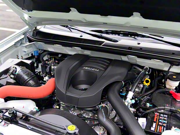 江西五十铃 D-MAX 2018款 3.0T四驱自动超豪华型4JJ1-TC HI