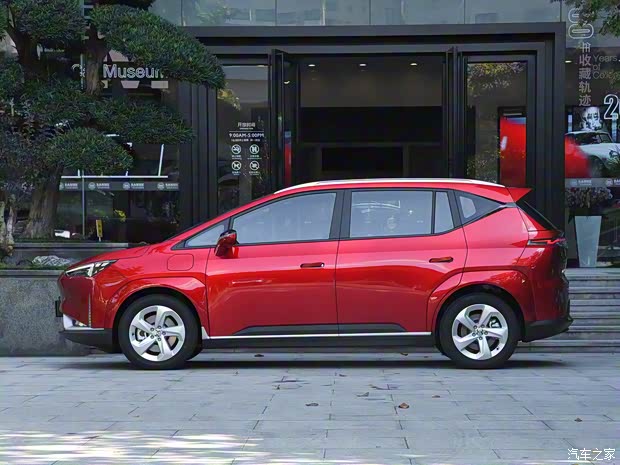 合創(chuàng)汽車 合創(chuàng)Z03 2021款 潮玩版