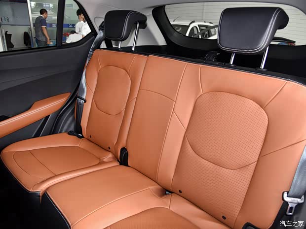 上汽通用五菱 宝骏510 2017款 1.5L AMT豪华型