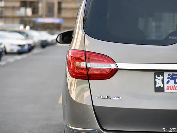 上汽通用别克 别克GL8 2017款 25S 基本型