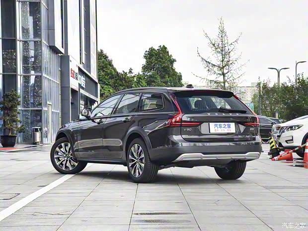 沃爾沃(進(jìn)口) 沃爾沃V90 2021款 Cross Country B5 AWD 智遠(yuǎn)版