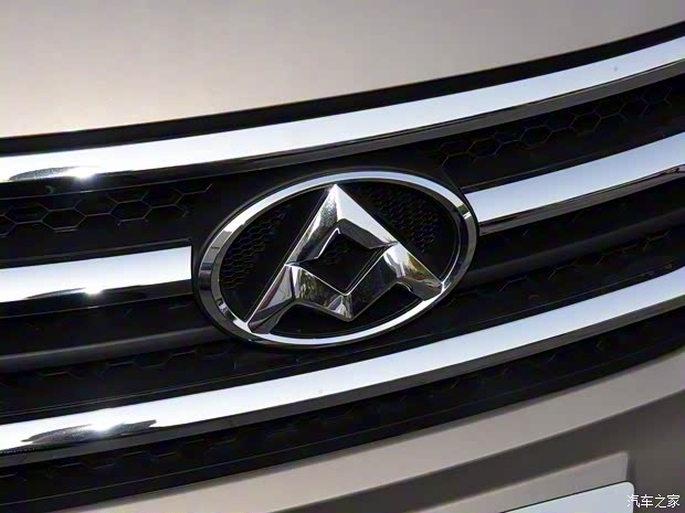 上汽商用車 上汽大通G10 2014款 2.0T 自動(dòng)豪華版