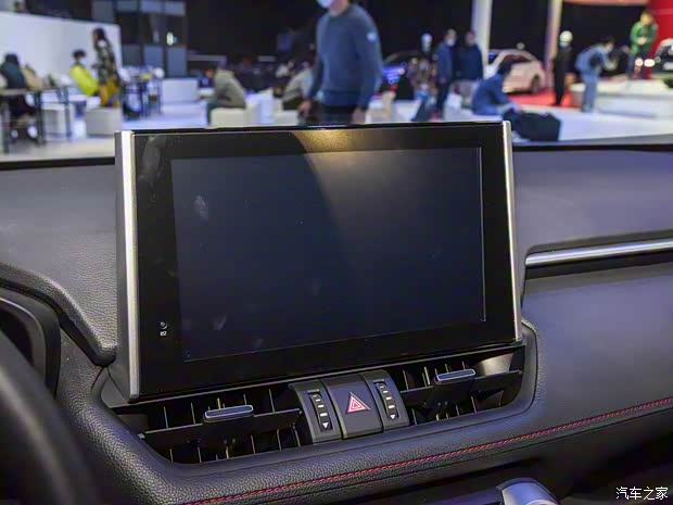 一汽丰田 RAV4荣放双擎E+ 2021款 2.5L 四驱旗舰Pro