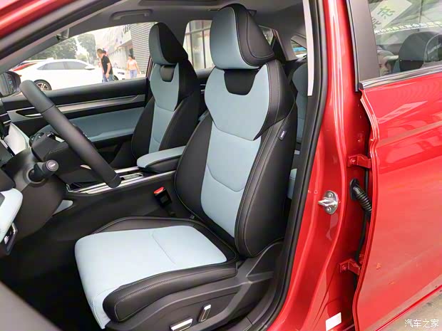 吉利汽车 帝豪L 2022款 1.4T CVT至尊型 吉利汽车 帝豪L 2022款 1.4T CVT至尊型