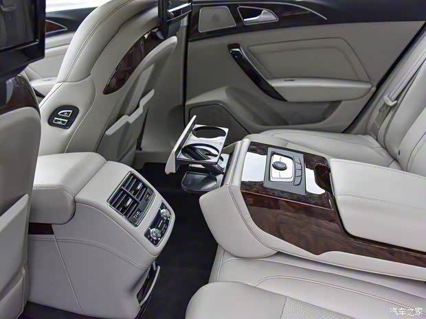 眾泰汽車 眾泰Z700 2018款 Z700H 1.8T DCT旗艦型