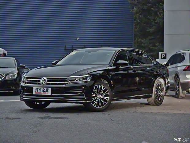 上汽大眾 輝昂 2018款 改款 380TSI 兩驅(qū)商務(wù)版 上汽大眾 輝昂 2018款 改款 380TSI 兩驅(qū)商務(wù)版