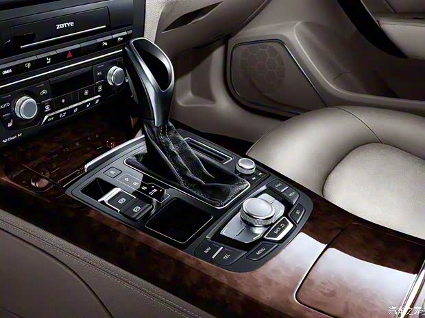 众泰汽车 众泰Z700 2015款 基本型