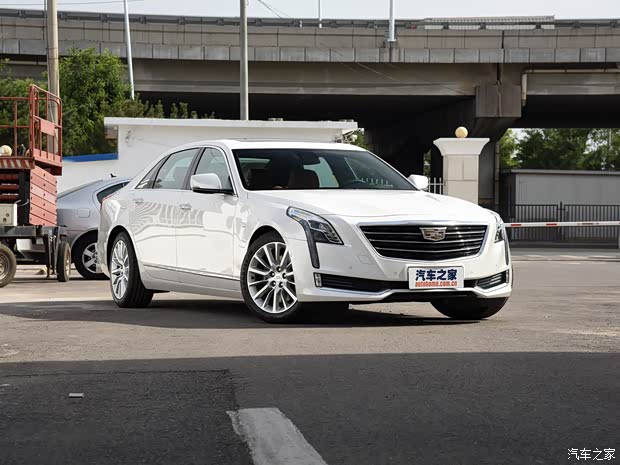 上汽通用凯迪拉克 凯迪拉克CT6 2017款 40T 领先型