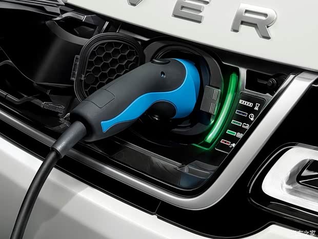 路虎(进口) 揽胜运动版新能源 2018款 PHEV 路虎(进口) 揽胜运动版新能源 2018款 PHEV