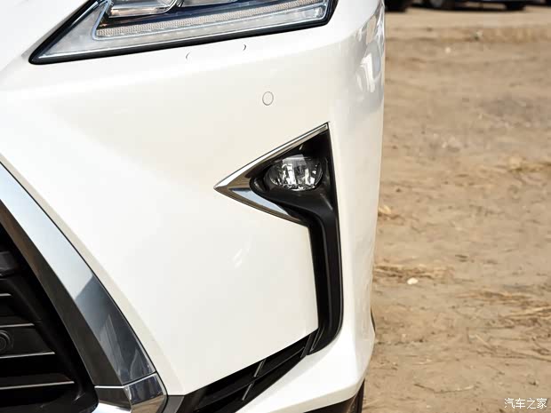 雷克萨斯 雷克萨斯RX 2016款 450h 四驱尊贵版