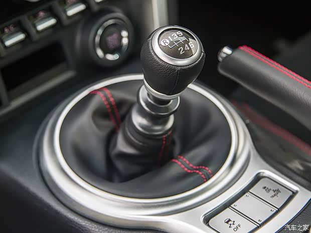 斯巴鲁 斯巴鲁BRZ 2017款 基本型