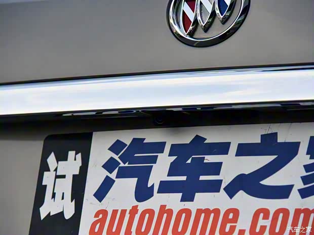 上汽通用别克 别克GL8 2017款 25S 基本型