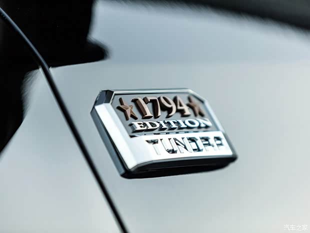 豐田(進(jìn)口) 坦途 2016款 Tundrasine concept