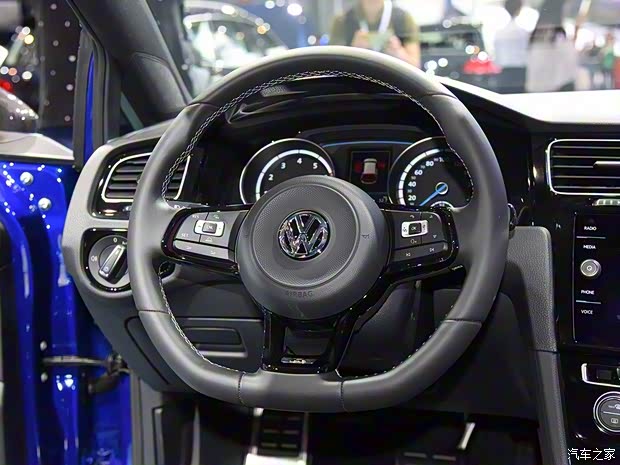 大众(进口) 高尔夫(进口) 2017款 2.0TSI R