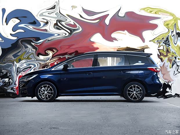 比亞迪 宋MAX 2017款 基本型