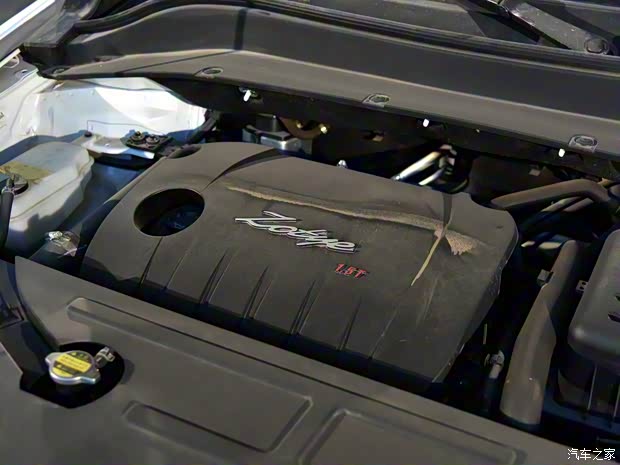 众泰汽车 众泰SR7 2016款 1.5T GAL限量版