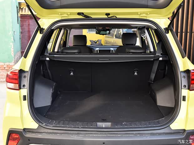 北京现代 北京现代ix35 2018款 2.0L 自动四驱智勇·旗舰版