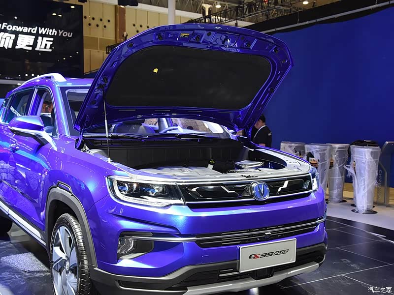 【图】长安汽车 长安cs35 2018成都车展_636287_汽车之家
