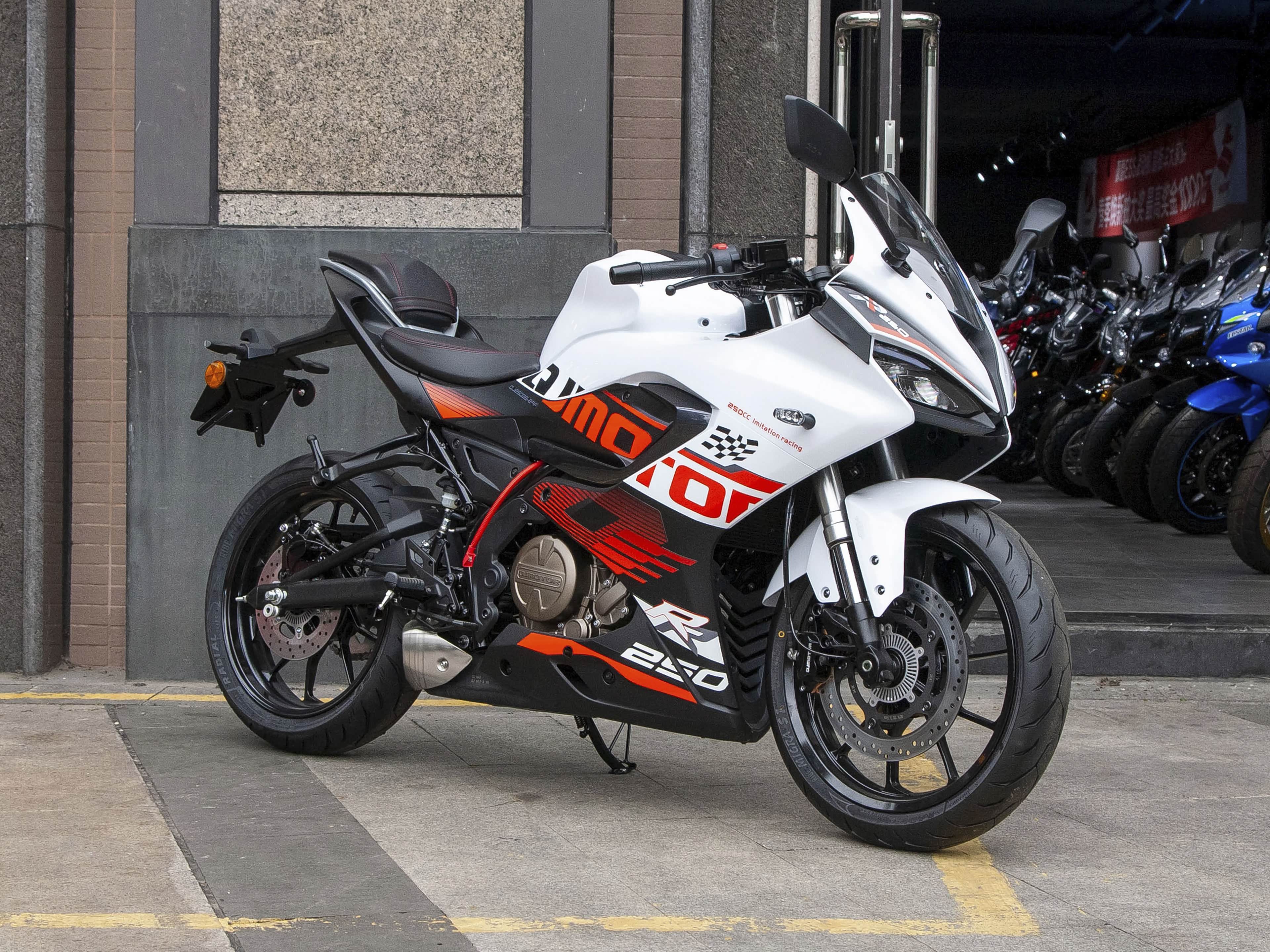 Qjmotor 赛250 Qjmotor 赛250报价 Qjmotor 赛250图片 汽车之家