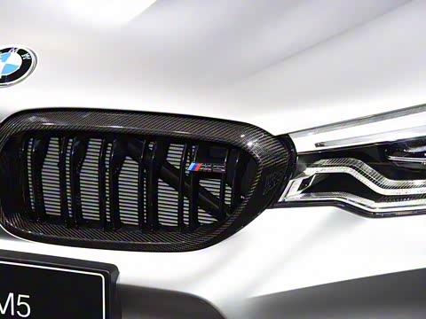 2019�� M5 ������