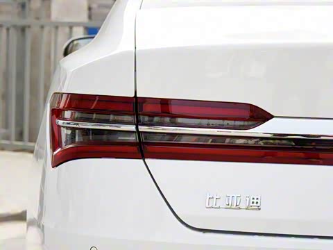 2018�� 1.5L �ֶ������澢��