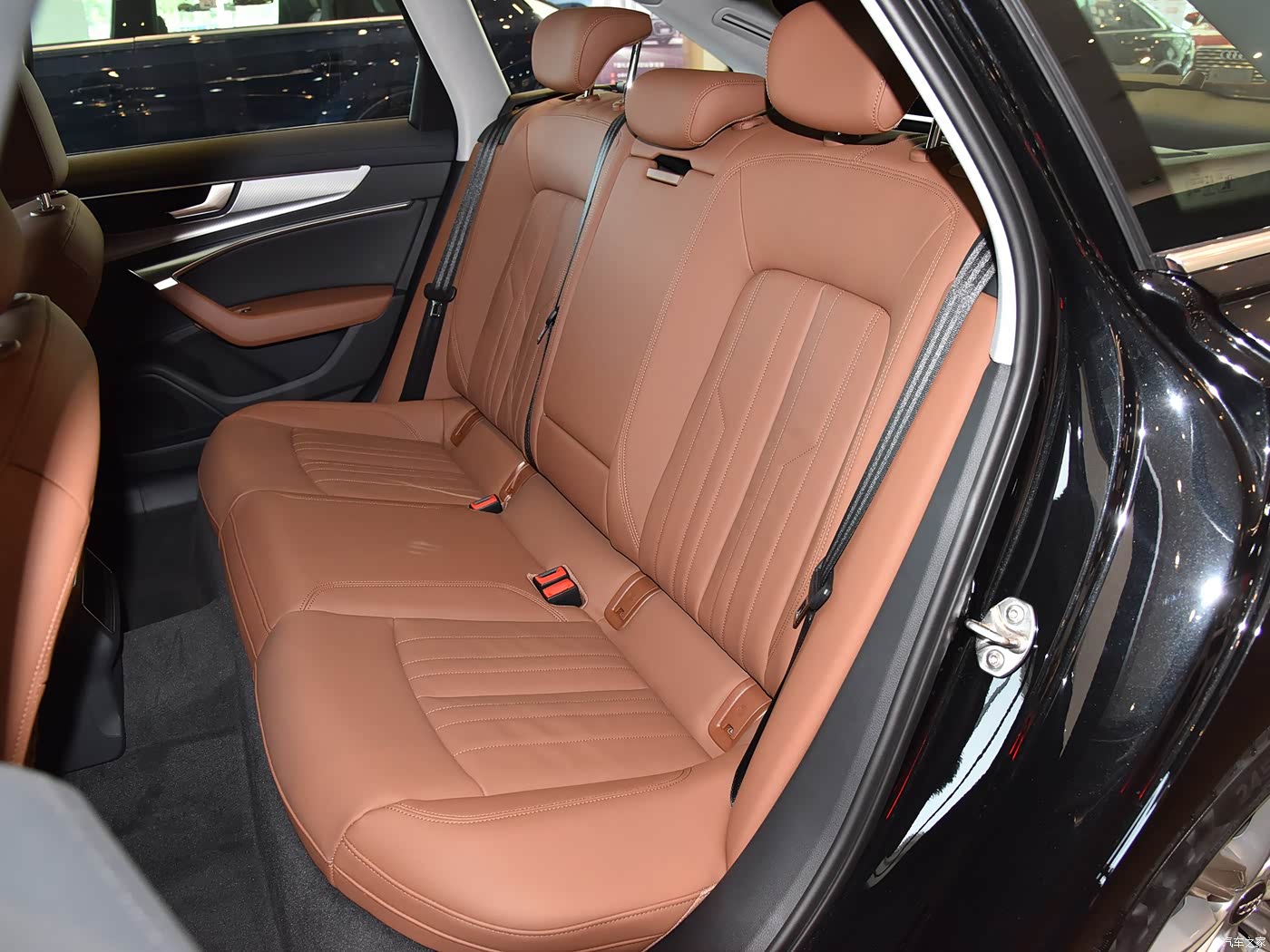 2020款avant先锋派40tfsi豪华动感型