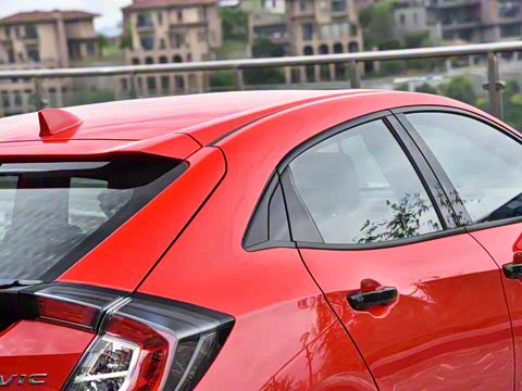 2021�� HATCHBACK 220TURBO CVT�����