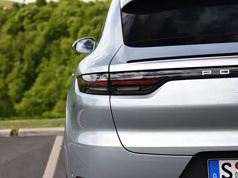 2020�� Cayenne S Coup�� 2.9T