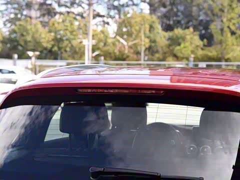 2019�� GLC 260 4MATIC ������