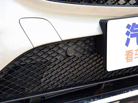 2019�� GLC 260 L 4MATIC ������