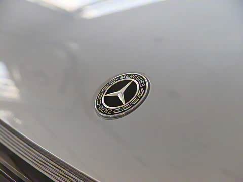 2020�� EQC 400 4MATIC ������ 1886������