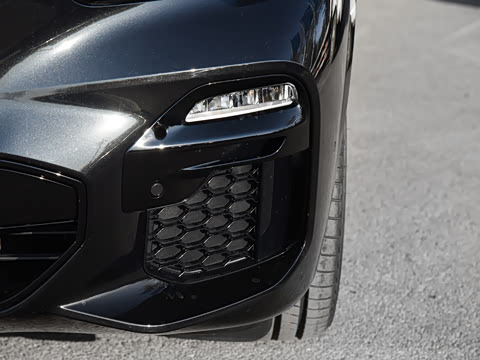 2021�� xDrive30i M�˶���װ