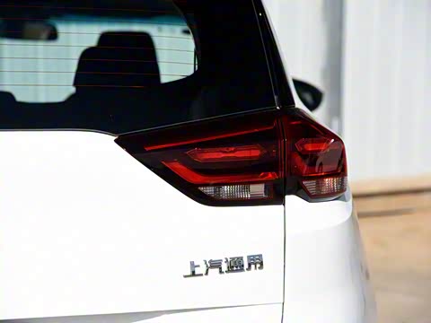 2018�� 530T �Զ������棨5+2� ��V